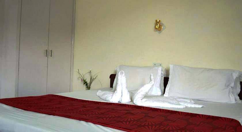 UNA Comfort Dee Jay, Pragpur 5